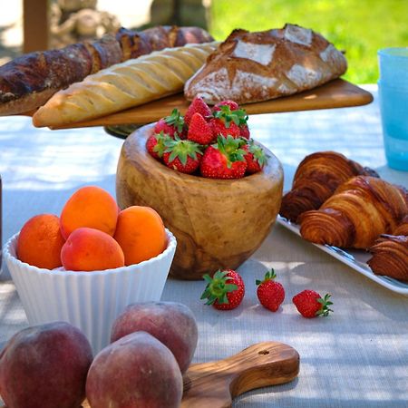 مبيت وإفطار غراينا Jas Des Roches المظهر الخارجي الصورة